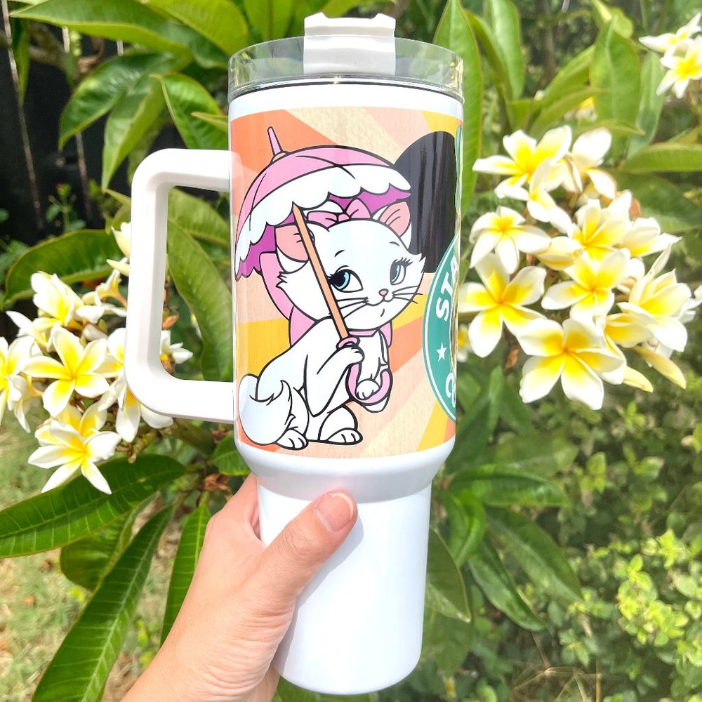 Disney Starbucks The Aristocats Marie 40 oz Tumbler/Water bottle/Mug wit…